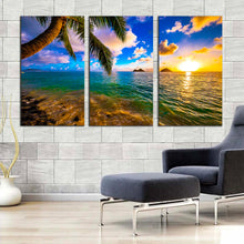 Load image into Gallery viewer, lanikai beach canvas wall art ocean beach in kailua triptych canvas print colorful hawaii ocean 3 piece canvas set In Living Room
